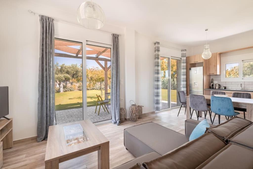Dimitra'S Sunny Villa Mirsinochori Екстер'єр фото